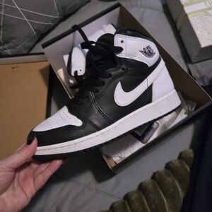 Jordan 1s High Top Sneakers Black and White